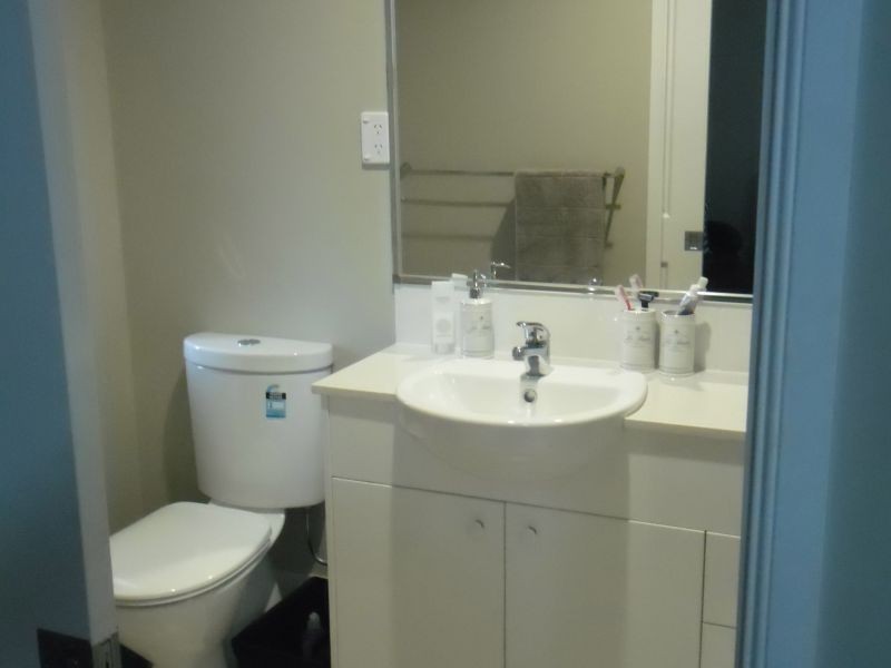 2/6 Morton Street, Huskisson NSW 2540