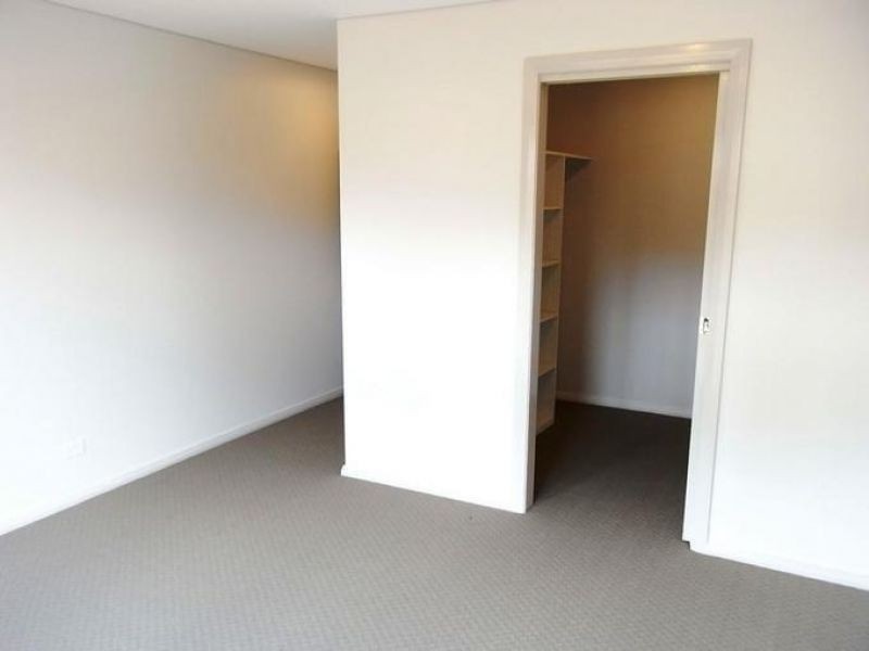 17 Capeland Avenue, Sanctuary Point NSW 2540