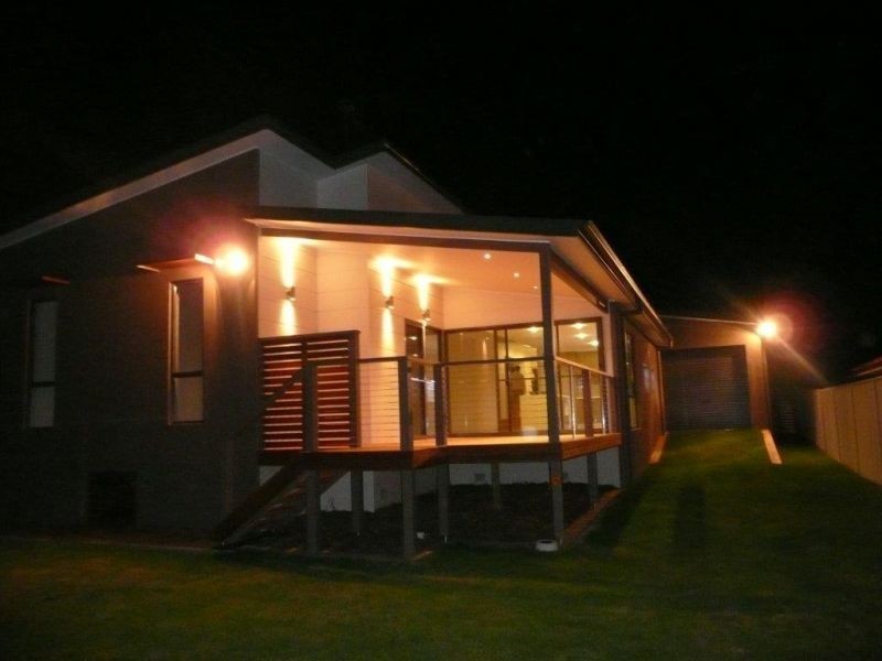 17 Capeland Avenue, Sanctuary Point NSW 2540