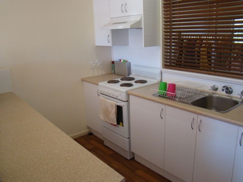 2 Winn Avenue, Basin View NSW 2540