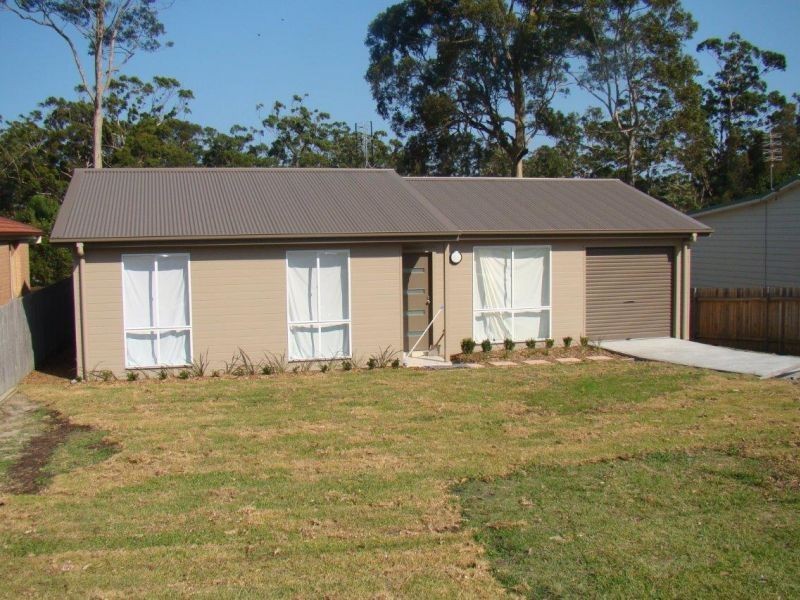 12 Roberts Street, Old Erowal Bay NSW 2540