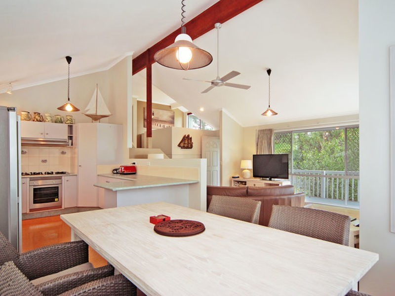 2 Murray Street, Vincentia NSW 2540