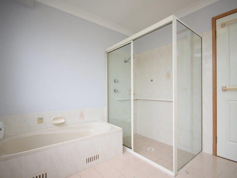 8 Kirkham Way, Sanctuary Point NSW 2540