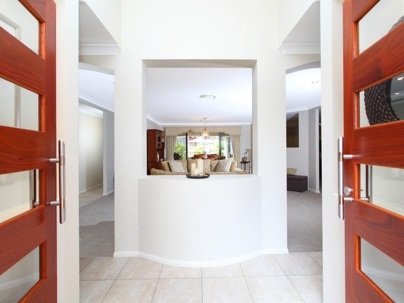 6 Flindersia Cres, Seventeen Mile Rocks QLD 4073