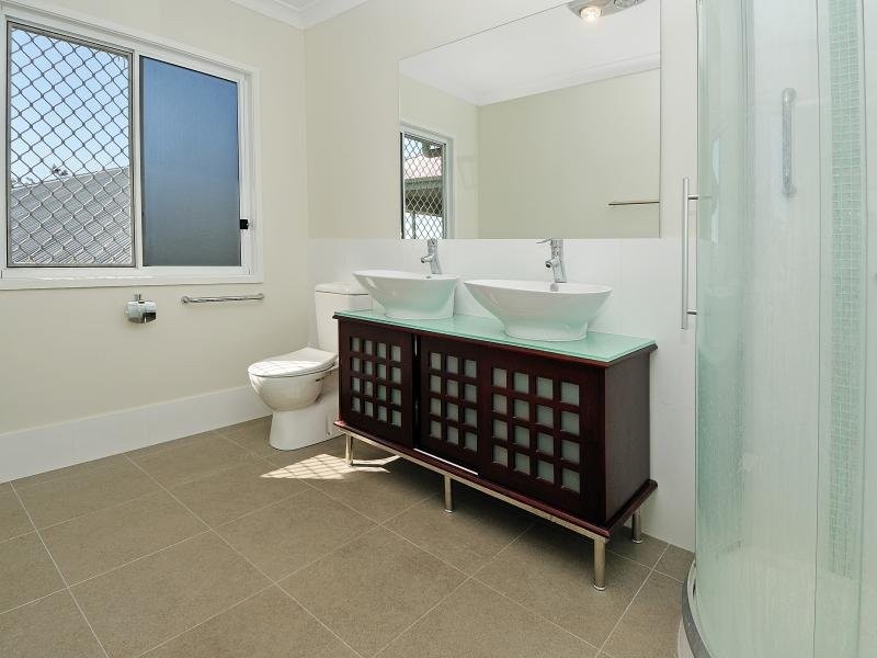 31 Goodenia Cres, Seventeen Mile Rocks QLD 4073