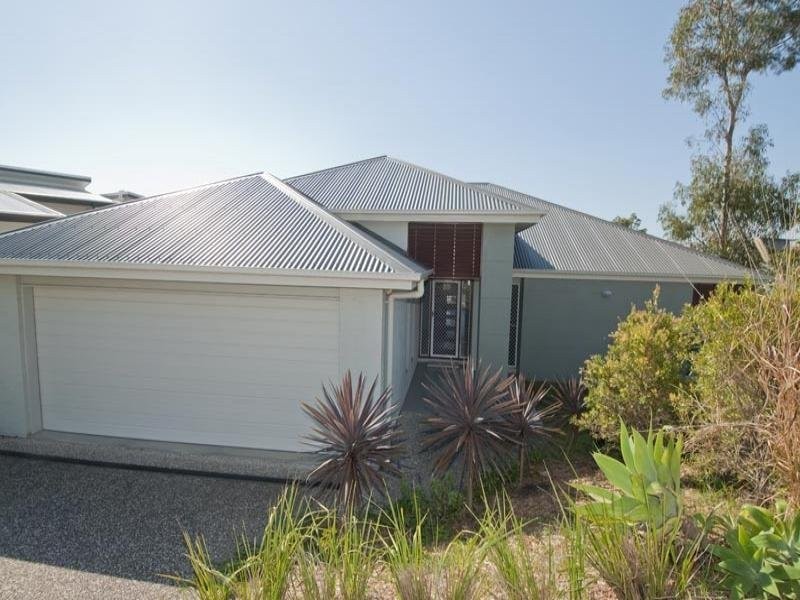 31 Goodenia Cres, Seventeen Mile Rocks QLD 4073