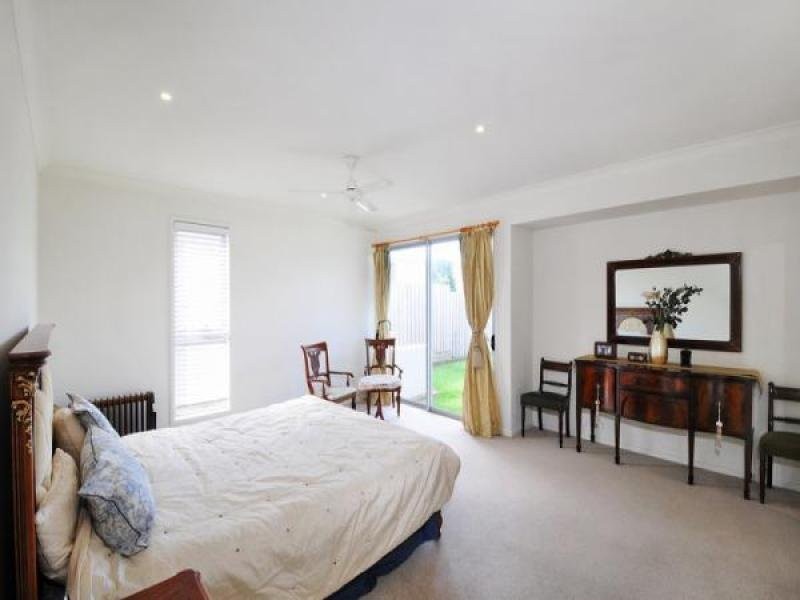 65 Mossvale Drive, Wakerley QLD 4154