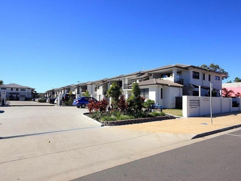 Unit 13/70 Main Street, Pialba QLD 4655
