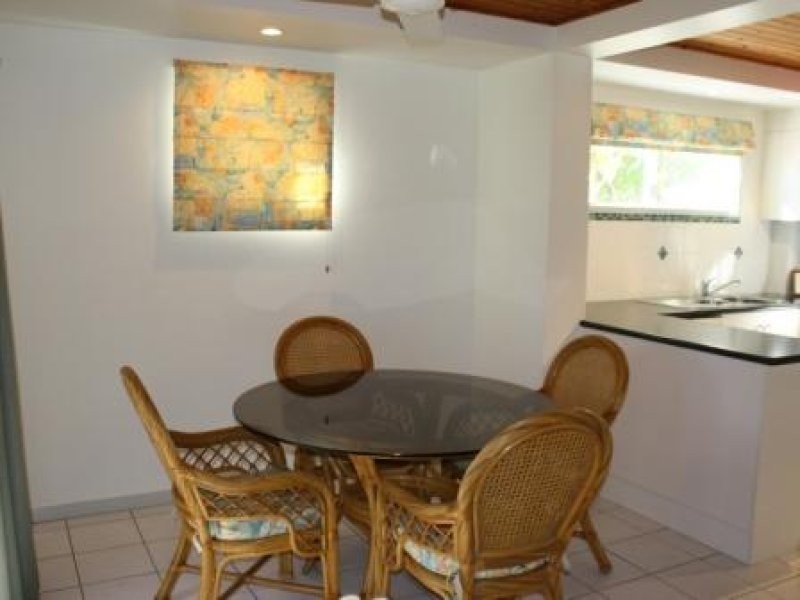 Unit 4/82 Miller Street, Bargara QLD 4670