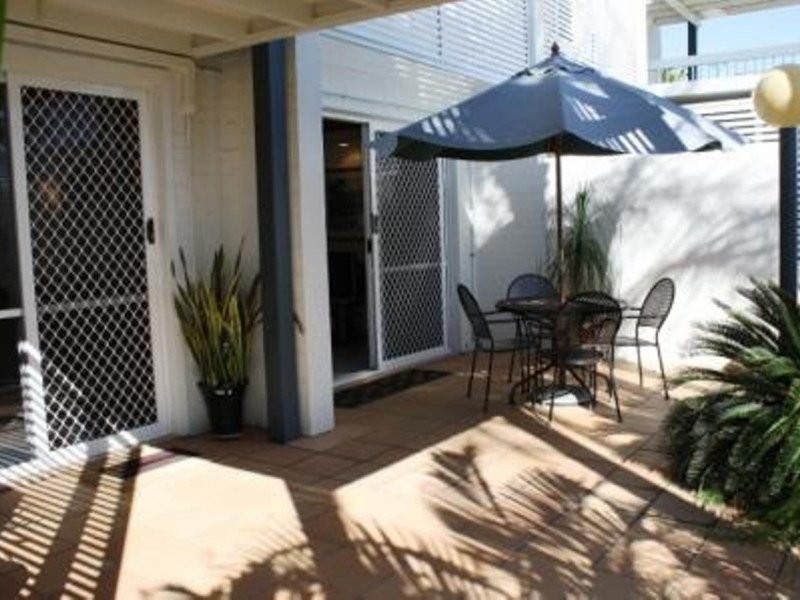 Unit 4/82 Miller Street, Bargara QLD 4670