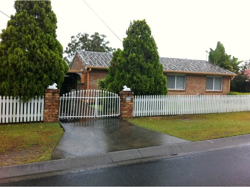 7 Apodis Street, Kingston QLD 4114