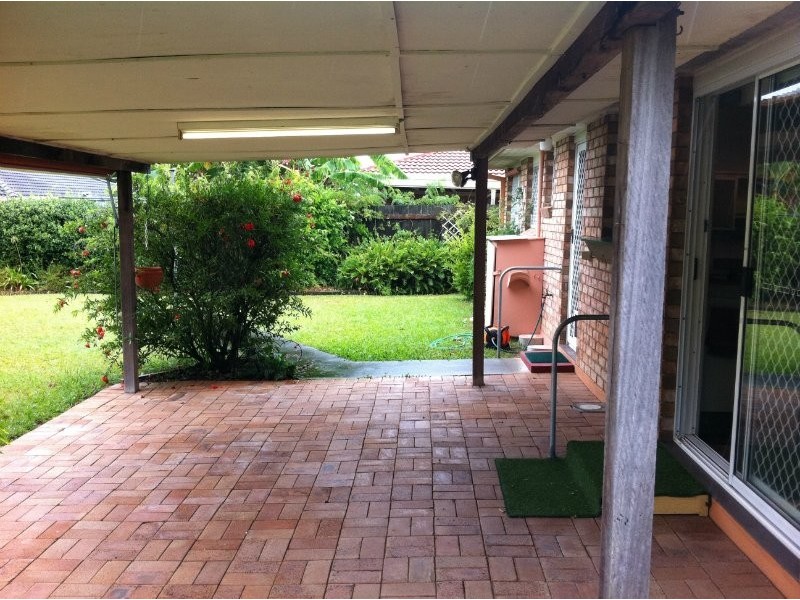 7 Apodis Street, Kingston QLD 4114