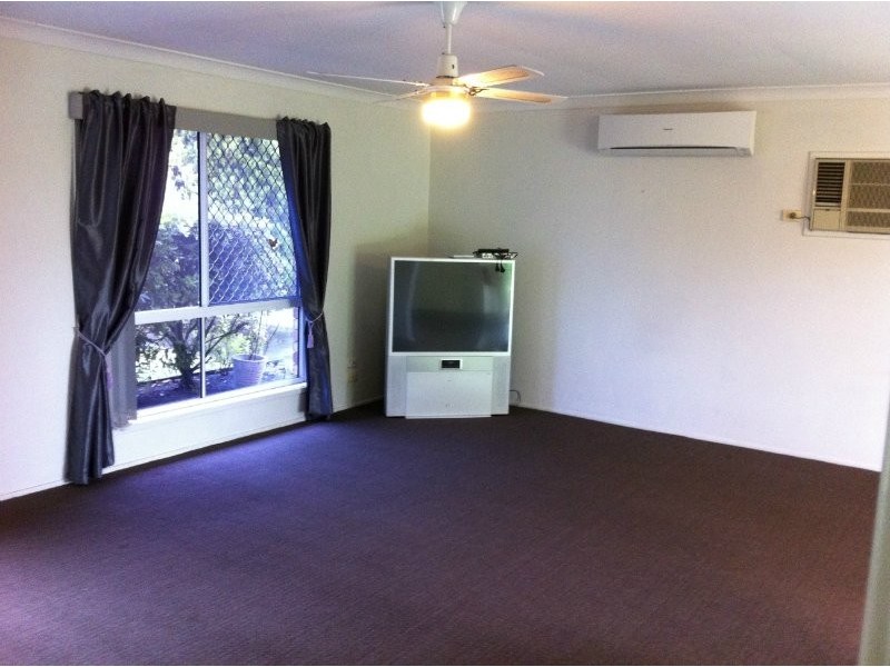 7 Apodis Street, Kingston QLD 4114