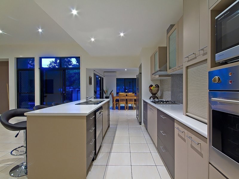 14 Flindersia Cres, Seventeen Mile Rocks QLD 4073