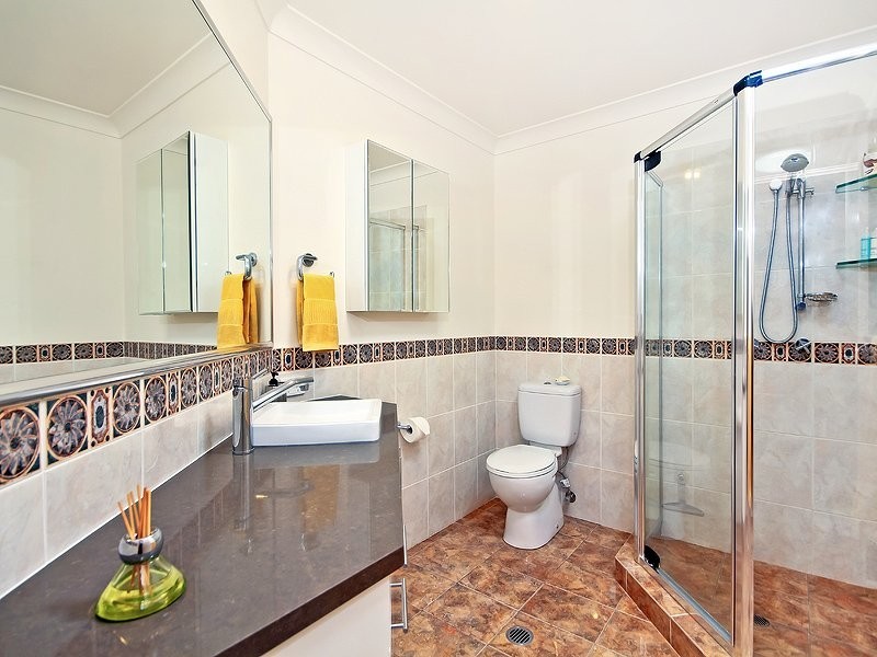 19 Lightwood Pl, Sinnamon Park QLD 4073