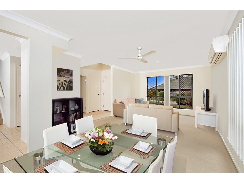 7 St John Place, Springfield Lakes QLD 4300