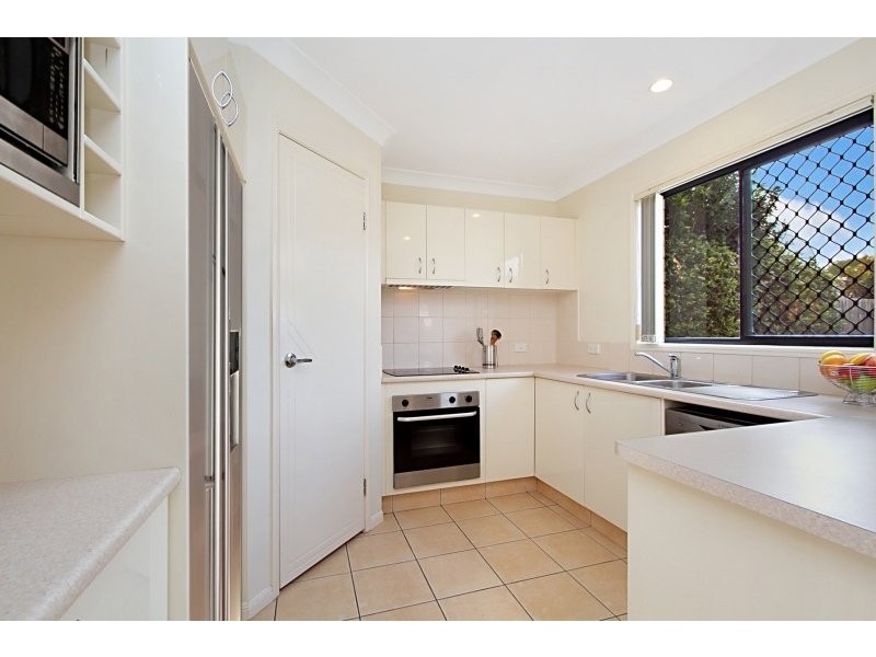 7 St John Place, Springfield Lakes QLD 4300