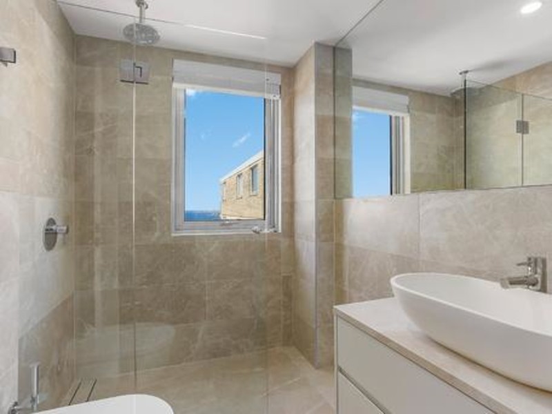 52 Military Road, North Bondi NSW 2026