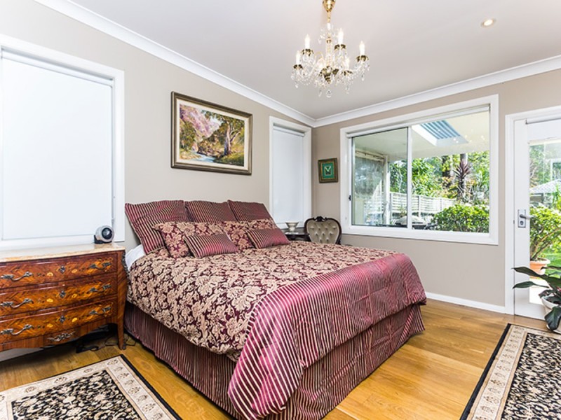 37 Lofberg Road, West Pymble NSW 2073