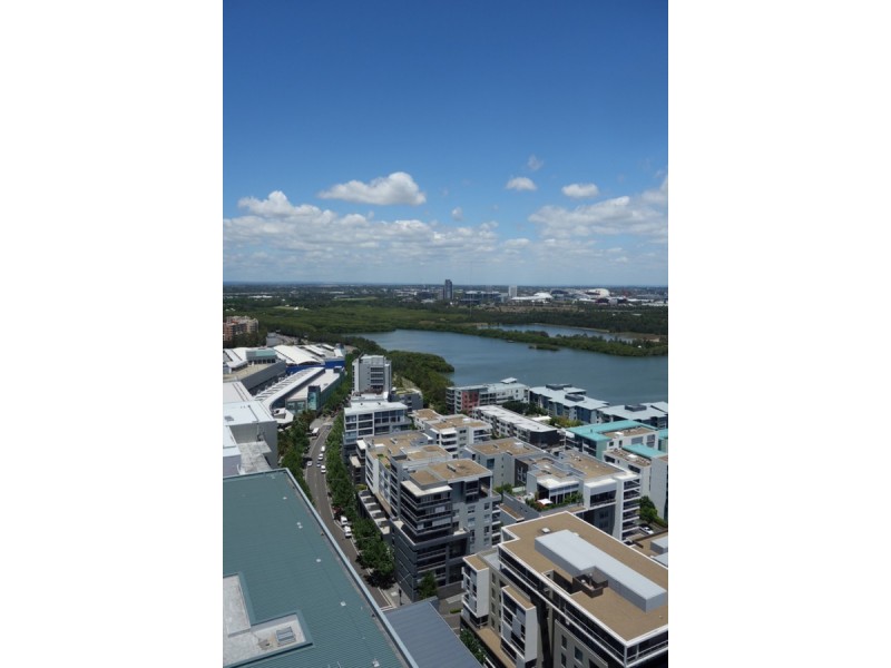 7 Rider Boulevard, Rhodes NSW 2138