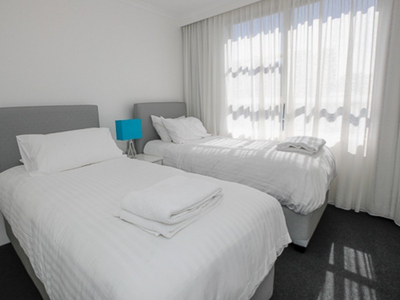 2A Henry Lawson Drive, Mcmahons Point NSW 2060