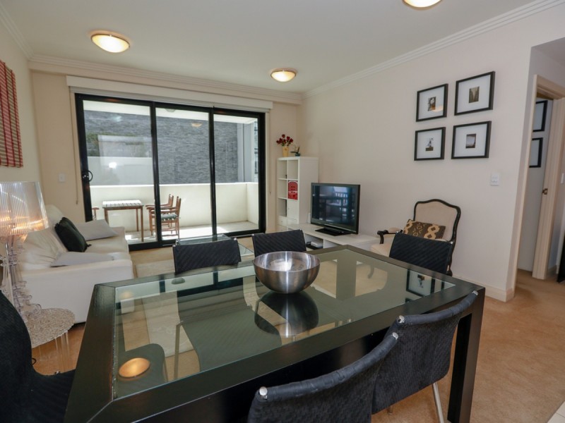 13 Bay Drive, Meadowbank NSW 2114