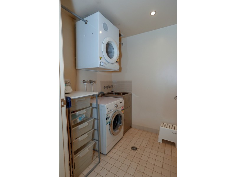 13 Bay Drive, Meadowbank NSW 2114