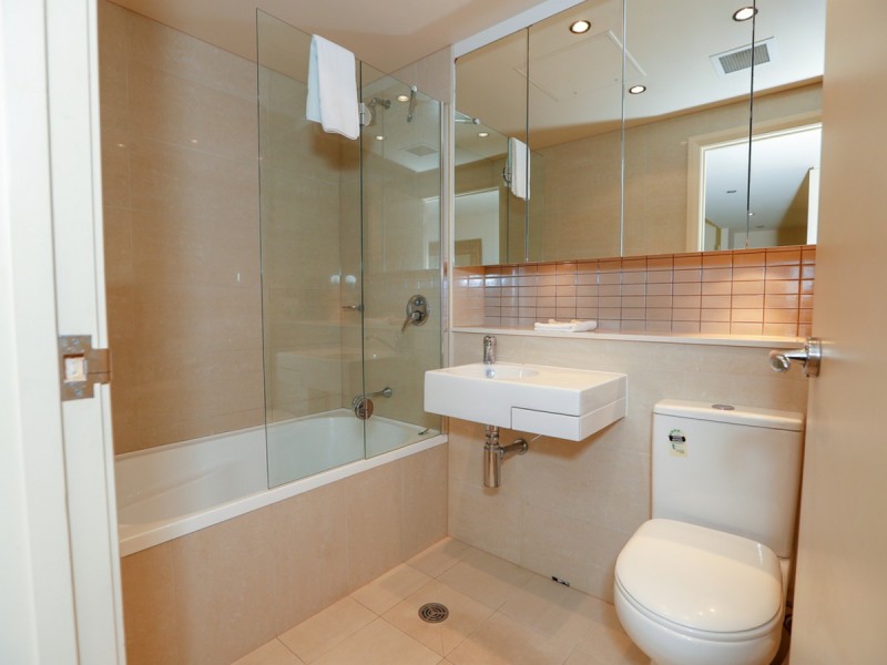 13 Bay Drive, Meadowbank NSW 2114