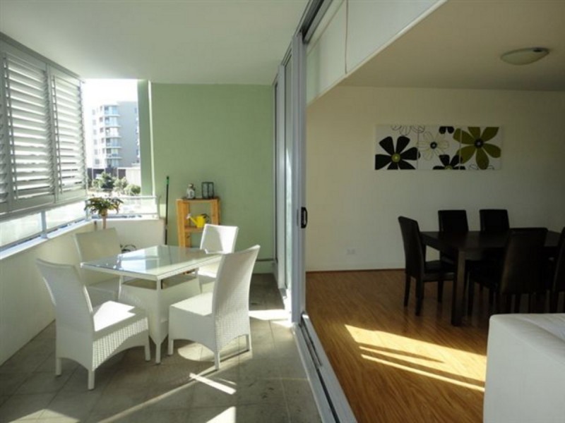 13 Shoreline Drive, Rhodes NSW 2138