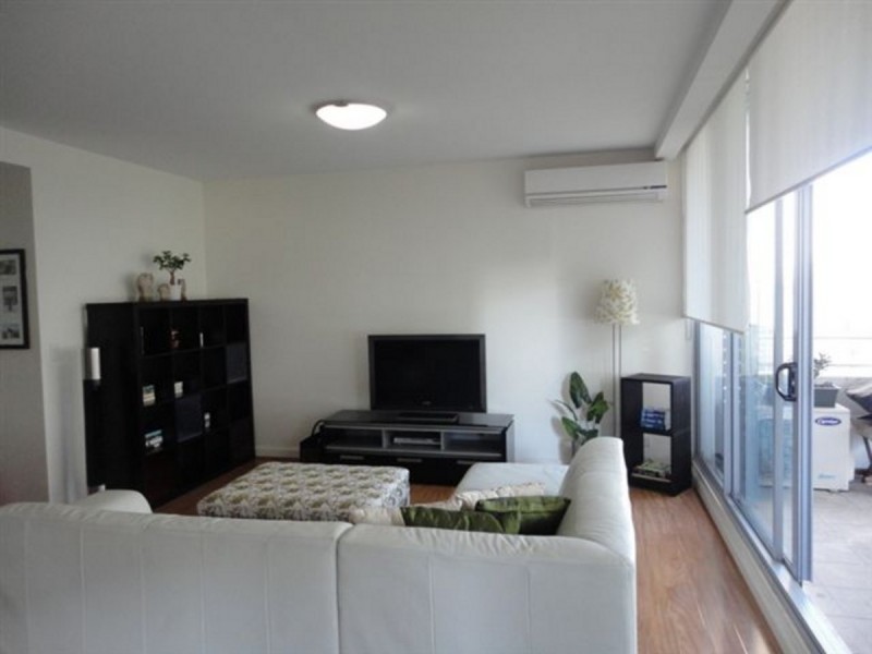 13 Shoreline Drive, Rhodes NSW 2138