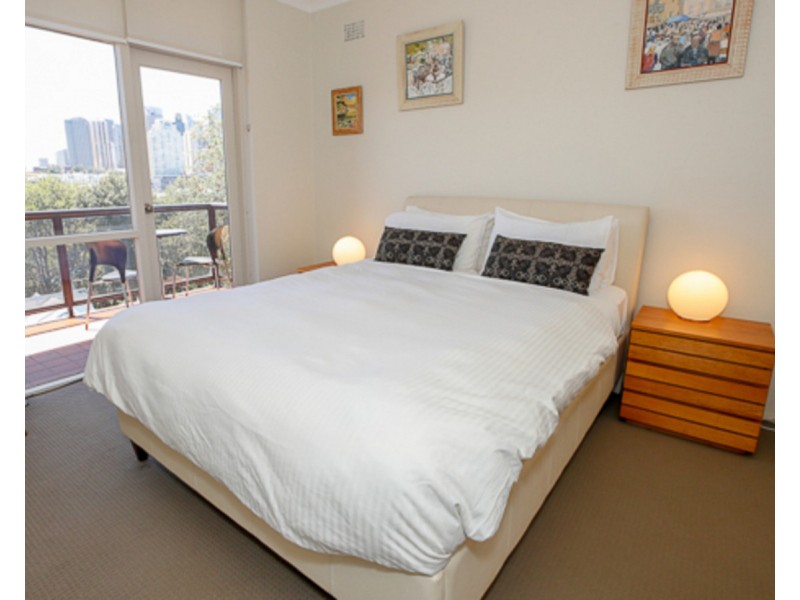 2 Pearson Street, Balmain East NSW 2041