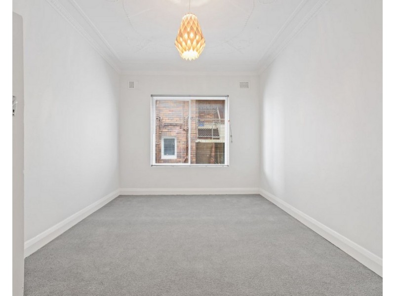 90 Coogee Bay Road, South Coogee NSW 2034