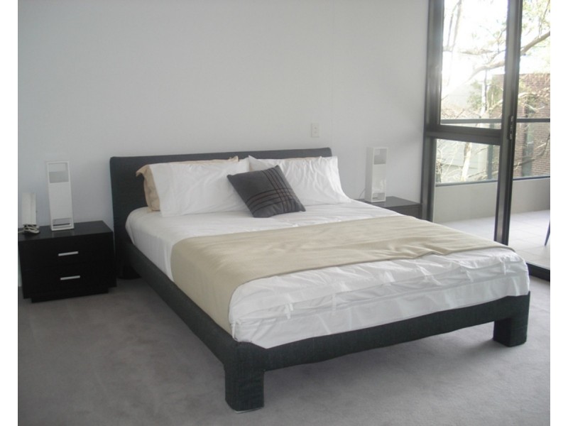 2 Marshall Avenue, Warrawee NSW 2074