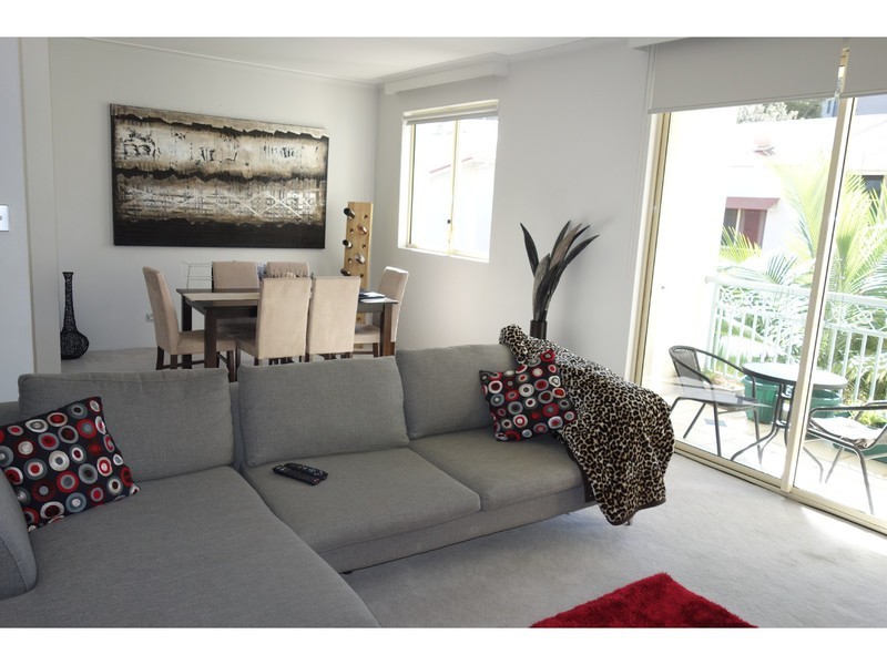 6 Rosebery Place, Balmain NSW 2041
