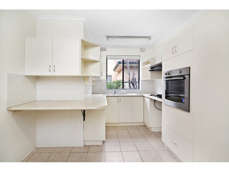 8 Oswald Street, Campsie NSW 2194