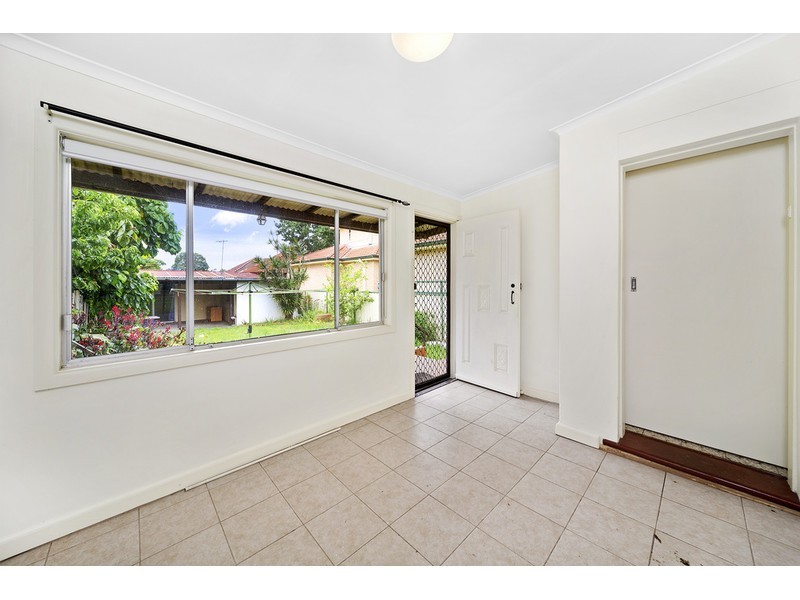 8 Oswald Street, Campsie NSW 2194