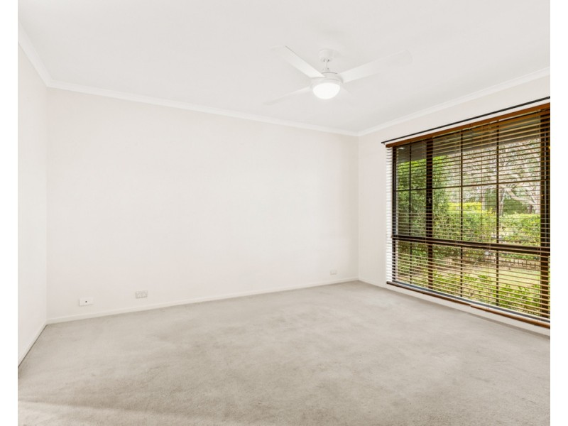 23 Armine Way, Beaumont Hills NSW 2155
