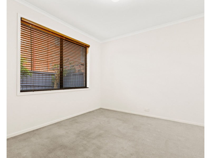 23 Armine Way, Beaumont Hills NSW 2155