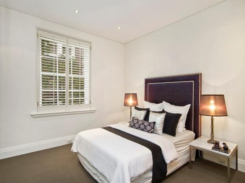 23 Holbrook Avenue, Kirribilli NSW 2061