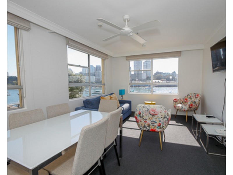 2 Henry Lawson Avenue, Mcmahons Point NSW 2060