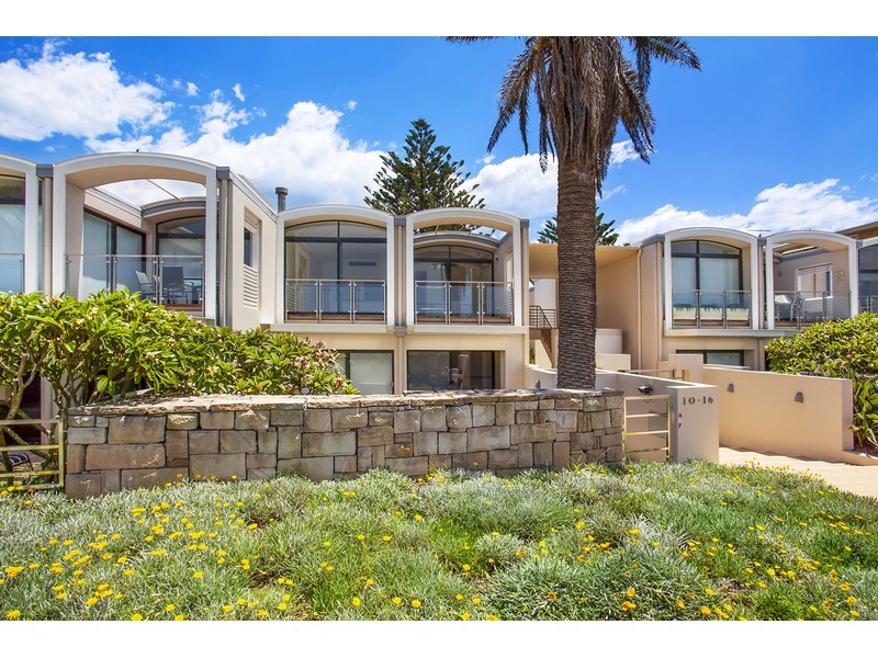 10 Surfview Road, Mona Vale NSW 2103