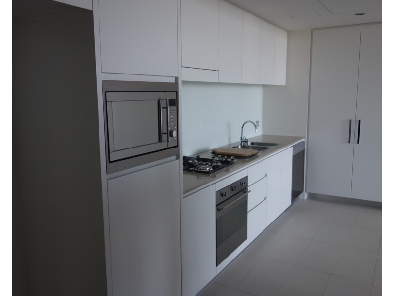 7 Rider Boulevard, Rhodes NSW 2138