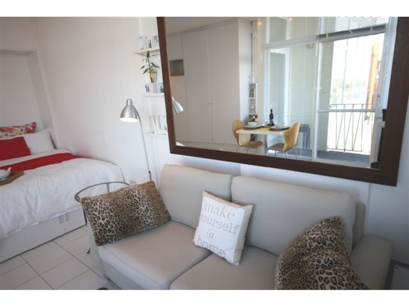 2 Parkes Street, Kirribilli NSW 2061