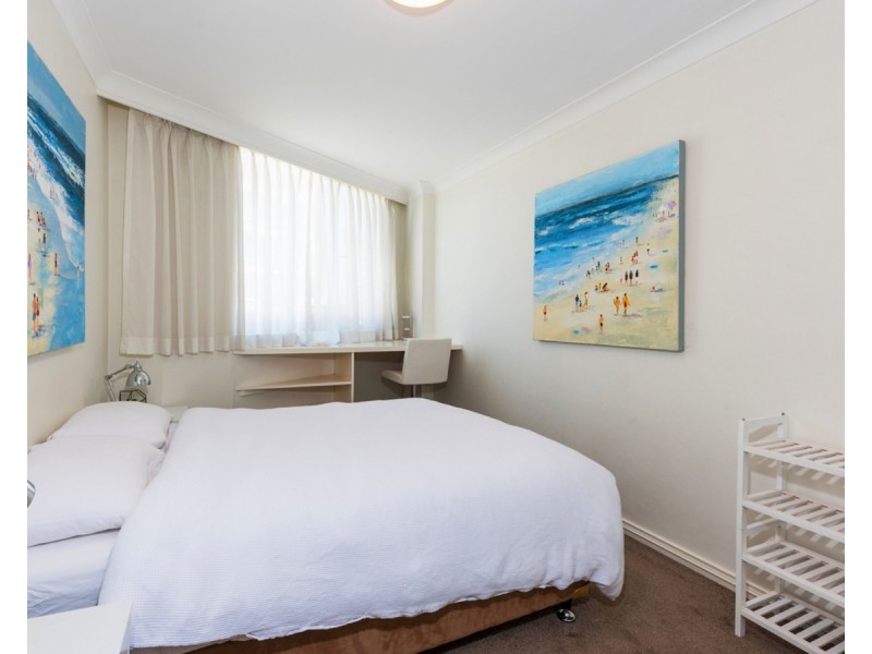 12/8-10 East Crescent Street, Mcmahons Point NSW 2060
