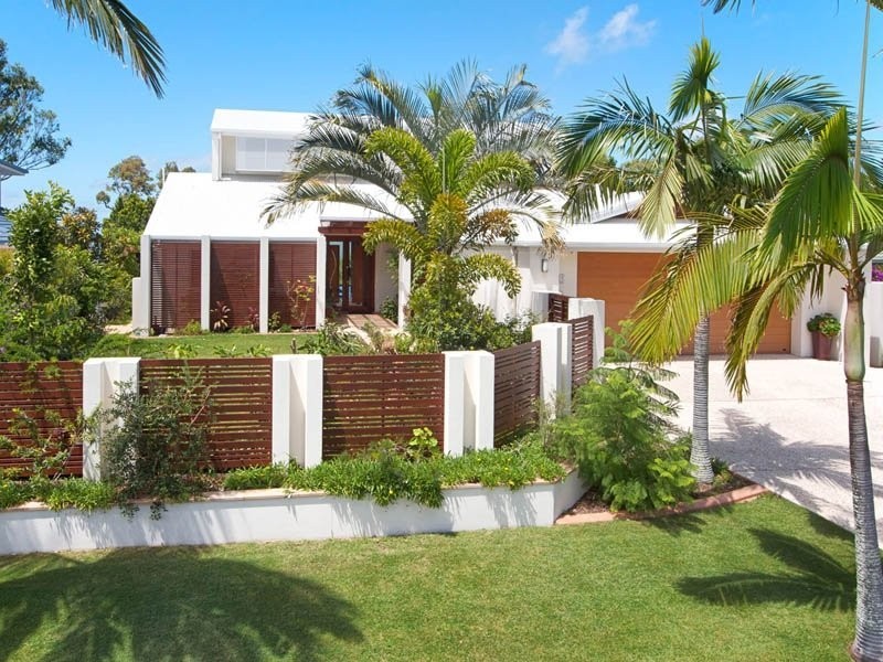 Sandstone Point QLD 4511