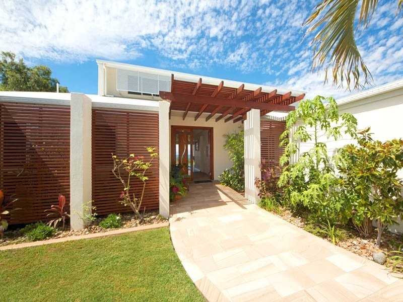 Sandstone Point QLD 4511