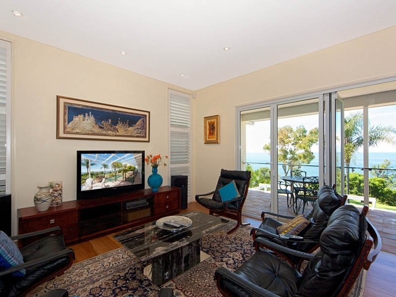 Sandstone Point QLD 4511