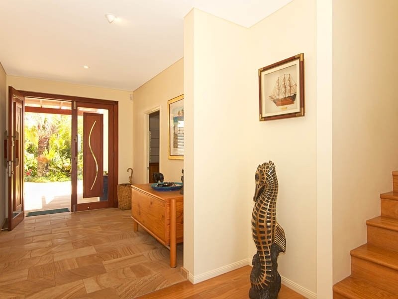 Sandstone Point QLD 4511