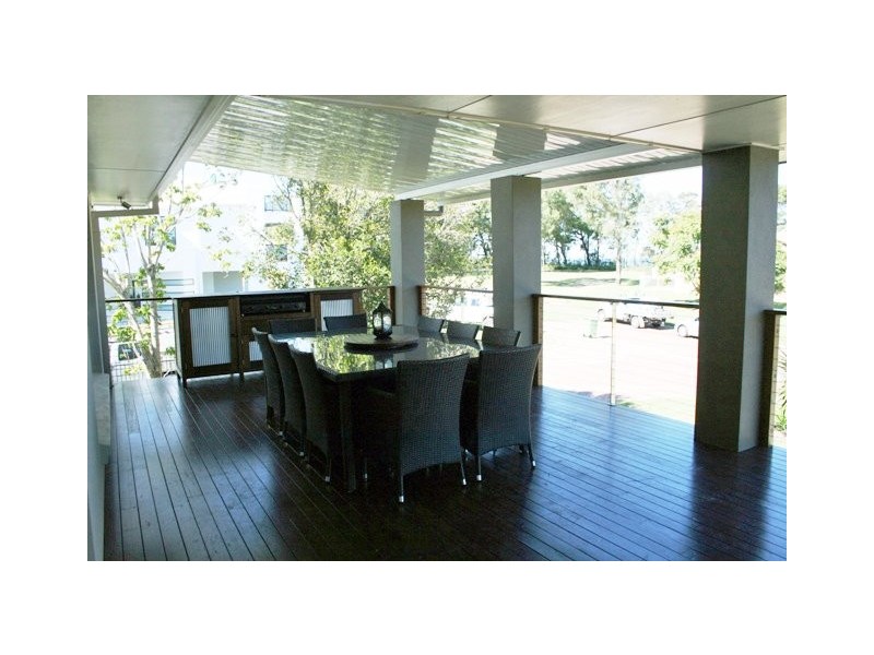Sandstone Point QLD 4511