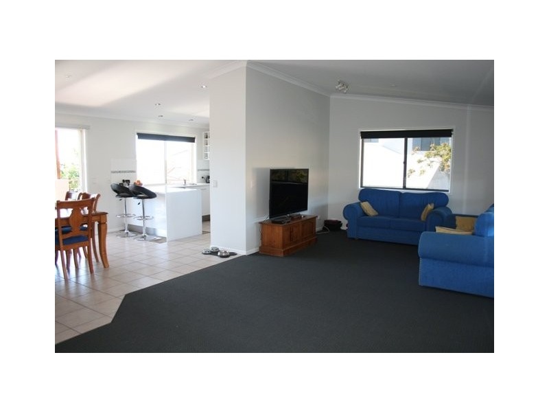 Sandstone Point QLD 4511